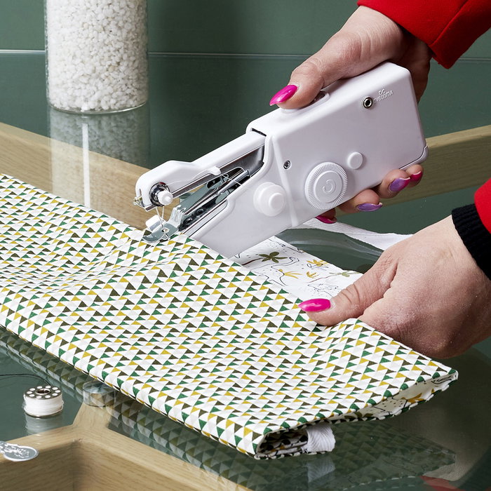 Je cherche une Idee Máquina De Coser Portátil Ultraligera Ideal Costuras Rectas A Pilas