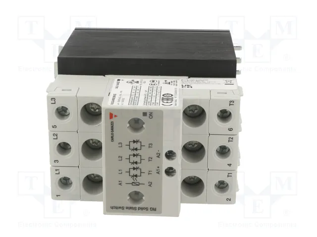 CARLO GAVAZZI RGC3A60D25KKE Relé semiconductor trifásico 25A 42-660VAC