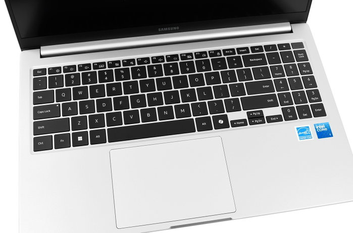 Samsung Galaxy Book4, Intel Core i7, 16GB RAM, 8TB SSD (2x4TB), 15.6 pulg, Plata Samsung Galaxy Book4, Intel Core i7, 16GB RAM, 8TB SSD (2x4TB), 15.6 pulg, Plata