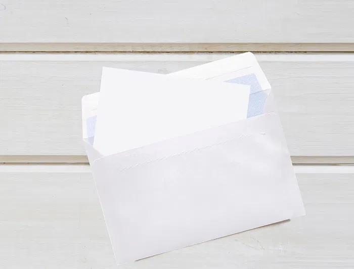 Liderpapel Sobre 9 Comercial Normalizado Blanco Tira Silicona 120x176 mm Paquete 25 Unidades