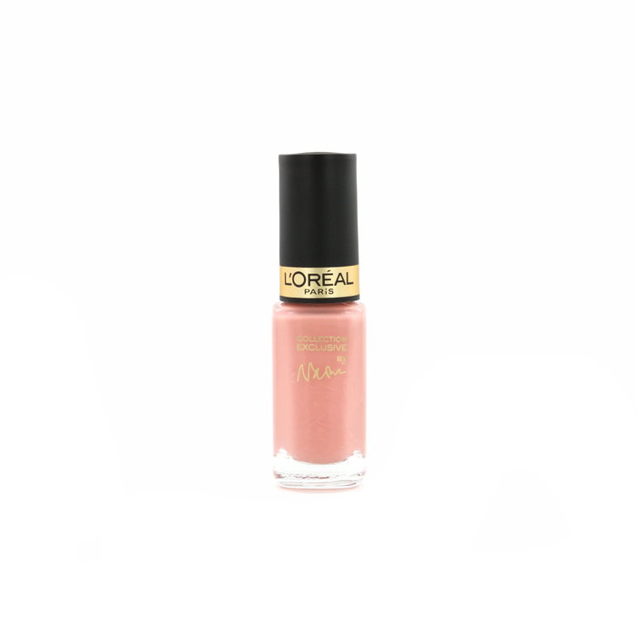L'Oreal Paris Color Riche Collection Exclusive By Naomi Esmalte de uñas La rosa delicada de Naomi L'Oreal Paris Color Riche Collection Exclusive By Naomi Esmalte de uñas La rosa delicada de Naomi