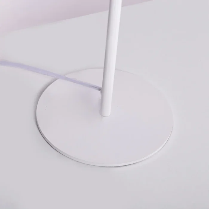Lámpara de Mesa Bole SKD-T1017 Diseño Elegante y Moderno para Hogar y Comercios, Iluminación Versátil