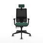 Silla de oficina Horna con mecanismo Sincro/Traslack tapizada con Tela color Verde botella y malla color Negro. Equipada con lumbar 1D, Brazos 1D, Cabecero 2D y Ruedas 65 mm parqué
