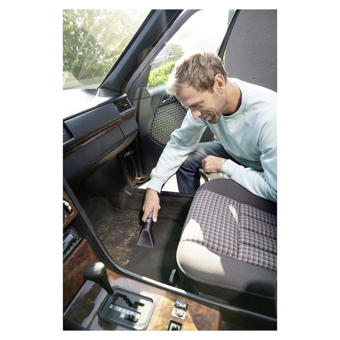 Kärcher SE 3-18 Compact Aspirador Mochila Inalámbrico 18V para Alfombras, Tanque 1.9L, Color Negro/Amarillo, sin Batería ni Cargador Kärcher SE 3-18 Compact Aspirador Mochila Inalámbrico 18V para Alfombras, Tanque 1.9L, Color Negro/Amarillo, sin Batería ni Cargador