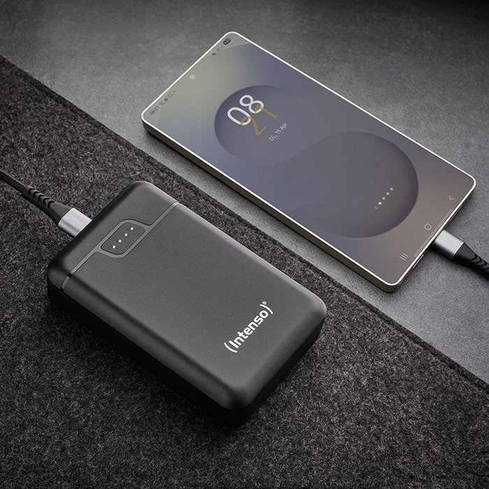 Intenso B10000 Power Bank Batería Externa 10000 mAh Polímero de Litio Negro con 1x USB-C y 2x USB-A, Indicador LED, Probada en Alemania