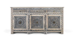 GINER Y COLOMER Aparador con 3 Cajones y 4 Puertas en Madera de Mango Blanco y Azul