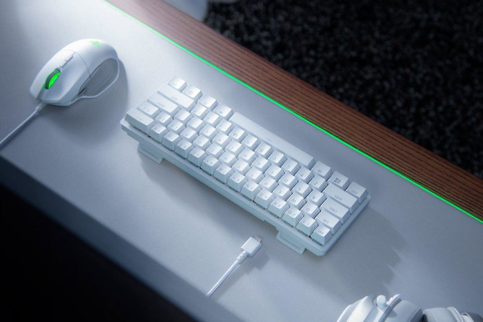 Razer Huntsman Mini Mercury Red DE White