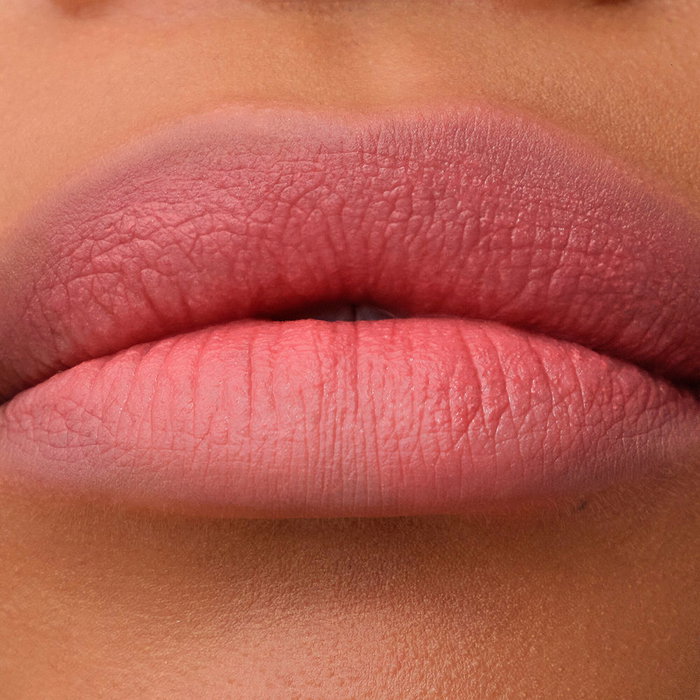 Catrice BLUR-REAL Labial en Crema Efecto Polvo #040