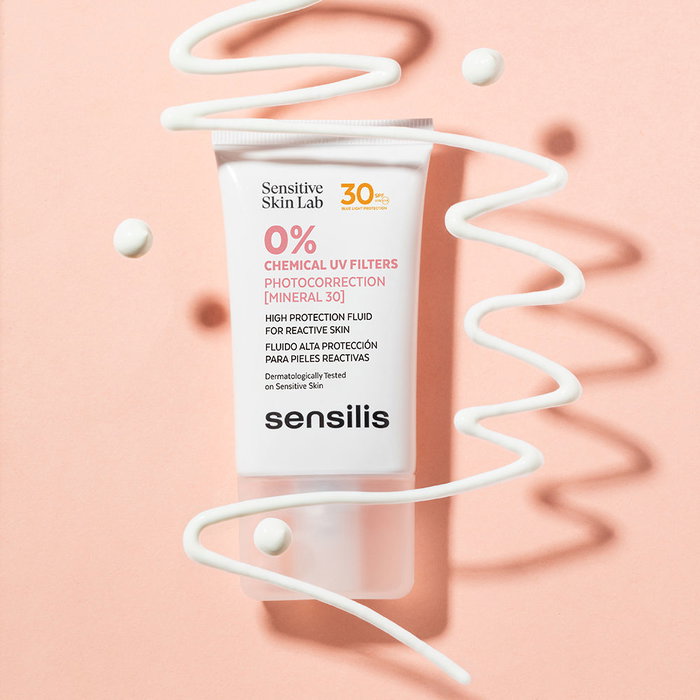 Sensilis Photocorrection Mineral SPF30 Fluido - Alta Protección Facial para Pieles Reactivas y Sensibles, Filtros Minerales, 40 ml