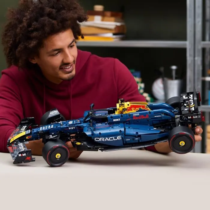 Lego Oracle Red Bull Racing RB20 F1 - Set de construcción para coleccionistas adultos con motor V6 y caja de cambios