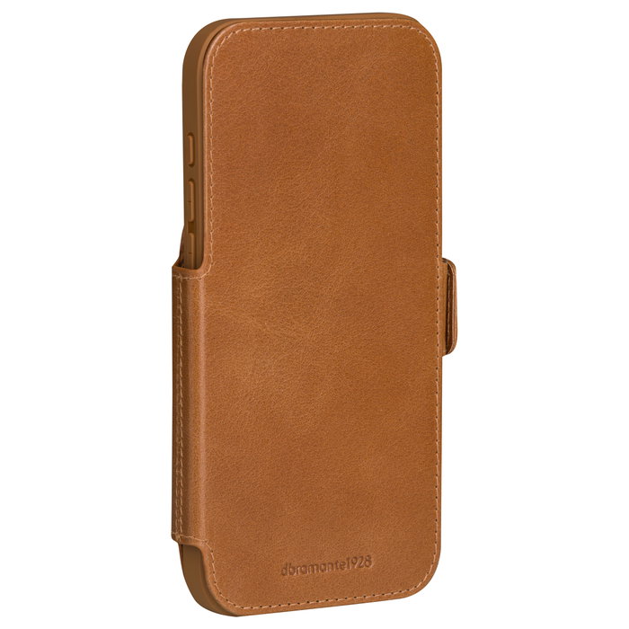 Dbramante1928 Copenhagen Funda con tapa de cuero para Apple iPhone 17 Pro Max, Marrón Dbramante1928 Copenhagen Funda con tapa de cuero para Apple iPhone 17 Pro Max, Marrón