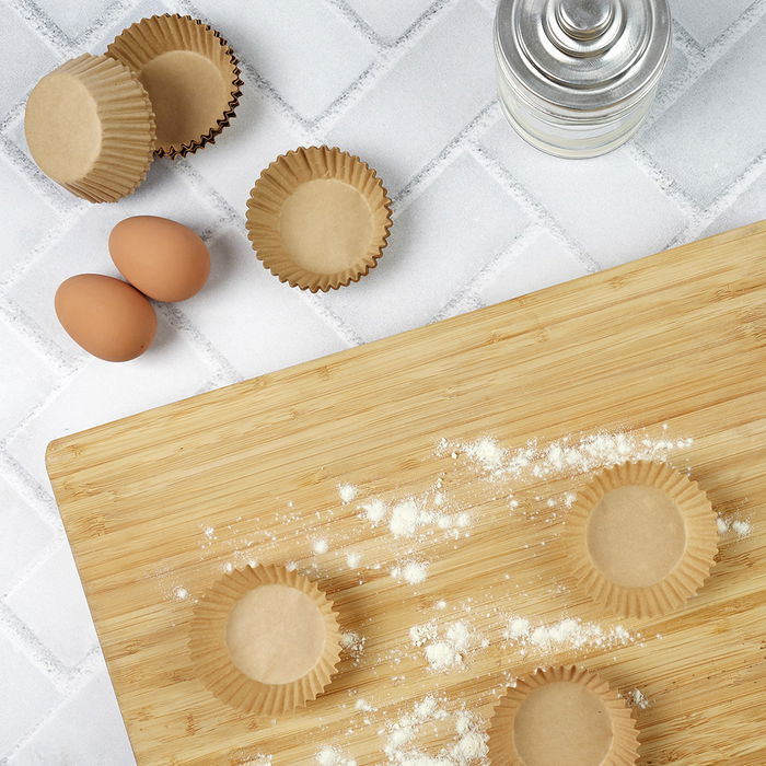 Lily Cook Juego de 60 Moldes Papel Kraft para Magdalenas, Horno, Diámetro 7 cm Lily Cook Juego de 60 Moldes Papel Kraft para Magdalenas, Horno, Diámetro 7 cm