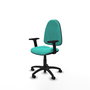 Silla de oficina Algarra con mecanismo Contacto permanente básico tapizada con Similpiel color Turquesa. Equipada con Base poliamida negra, Brazos 2D y Ruedas autofrenantes