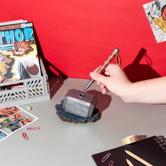 Grupo Erik Marvel Thor Bolígrafo y Soporte Martillo