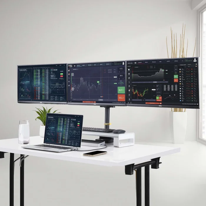 StarTech.com Soporte de Escritorio para 3 Monitores de 27 Pulgadas VESA 75x75/100x100 StarTech.com Soporte de Escritorio para 3 Monitores de 27 Pulgadas VESA 75x75/100x100