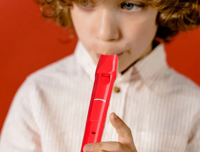 Hohner Flauta dulce 9508 Roja con Funda Verde y Transparente para Educacion Musical Infantil