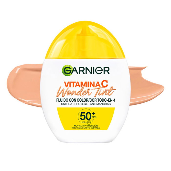 Garnier VITAMINA C WONDER TINT fluido con color SPF50+ #medio 40 ml