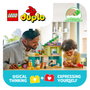 LEGO DUPLO Casa Familiar Moderna 3 en 1 con Figuras 10470