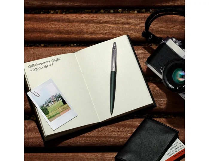 Parker Jotter XL Verde Mate con Tinta Azul y Punta Media
