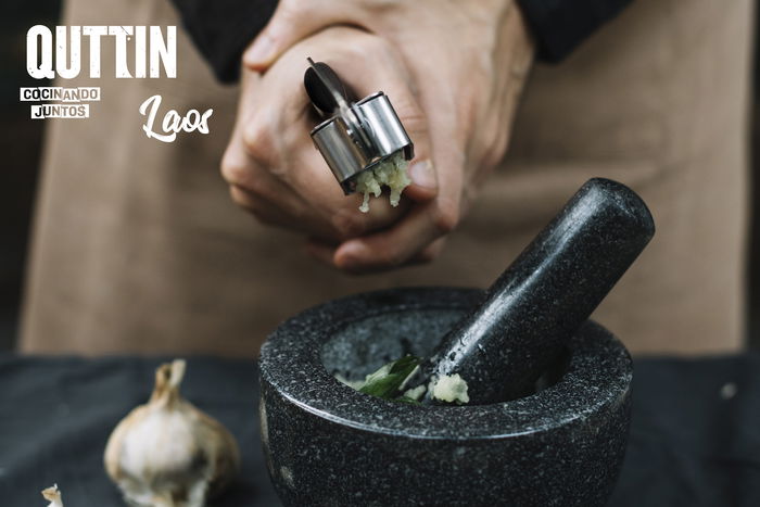 Quttin Prensa Ajos Ss 18 cm x 6.5 cm x 3 cm (12 Unidades) Quttin Prensa Ajos Ss 18 cm x 6.5 cm x 3 cm (12 Unidades)