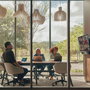 Poly Studio USB Video Bar para conferencias - Audio y vídeo de calidad con micrófonos y altavoces para colaboración en salas de reuniones