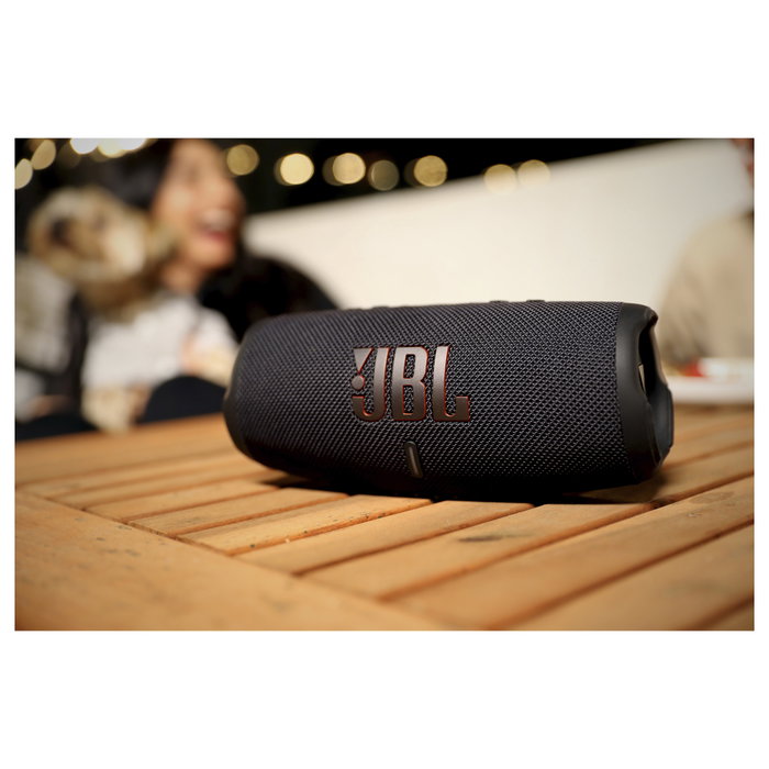 JBL Altavoz Portátil Charge 5, Bluetooth 5.1, IP67 Resistente al Agua y Polvo, 20h Autonomía, Batería 7500mAh, 30W RMS, Negro