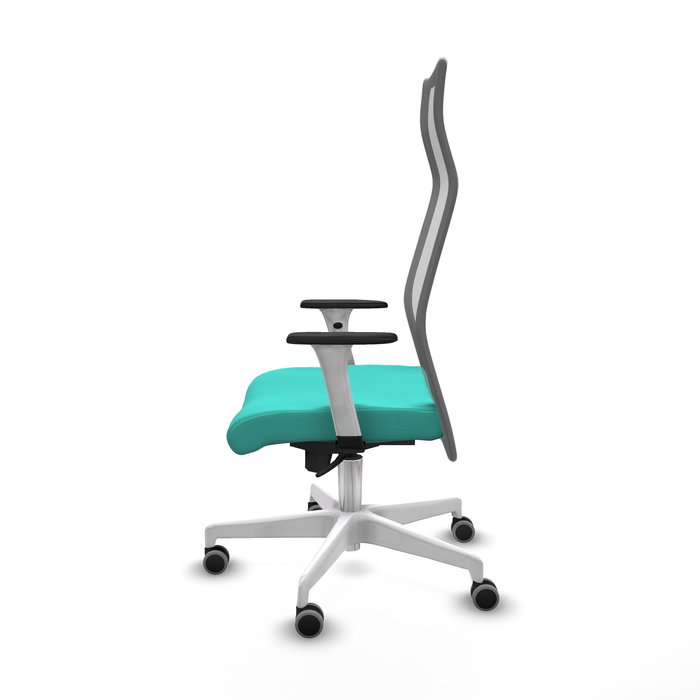 Sillón Albacete con mecanismo Sincro tapizada con Similpiel color Turquesa y malla color Gris. Equipado con Base poliamida blanca, Brazos 1D y Ruedas 65 mm parqué