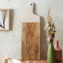 Home Deco Factory Tabla de servir Mirage, madera de mango 58x19x1.5 cm, sostenible