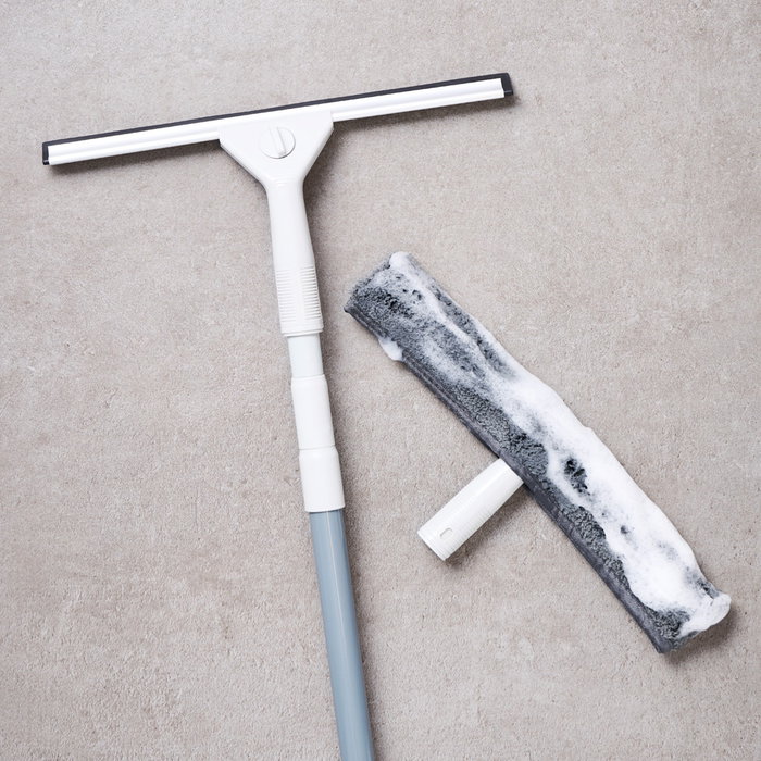 Day Limpiacristales Telescópico Extensible hasta 1.5m con Escobilla Microfibra y Recambio