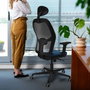 PIQUERAS Y CRESPO Silla de oficina Jorquera Azul con mecanismo Sincro