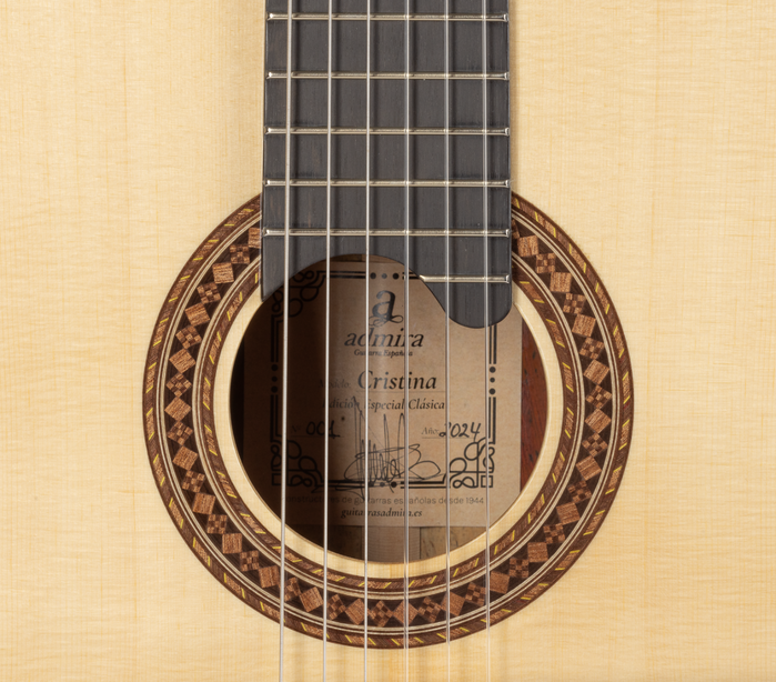 Guitarra Admira Cristina Serie Artesanía Guitarra Admira Cristina Serie Artesanía