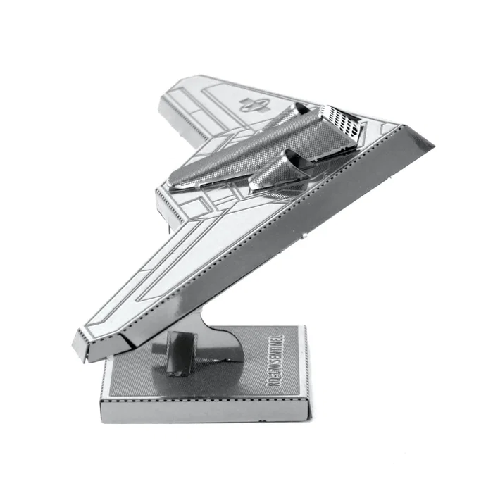 Metal Earth Maqueta 3D Metal RQ-170 Sentinel Lockheed Martin - Kit de Montaje Sin Pegamento ni Soldadura - Maqueta de Avión Ala Fija