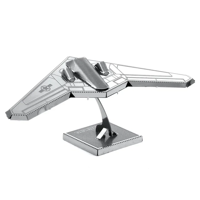 Metal Earth Maqueta 3D Metal RQ-170 Sentinel Lockheed Martin - Kit de Montaje Sin Pegamento ni Soldadura - Maqueta de Avión Ala Fija