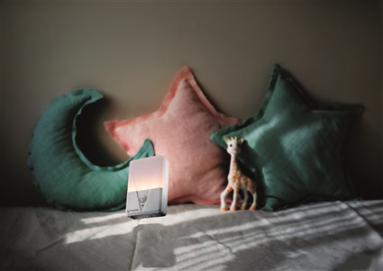 Varta 16624101421 Luz Nocturna con Sensor de Movimiento 3AAA