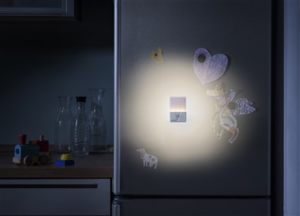 Varta 16624101421 Luz Nocturna con Sensor de Movimiento 3AAA