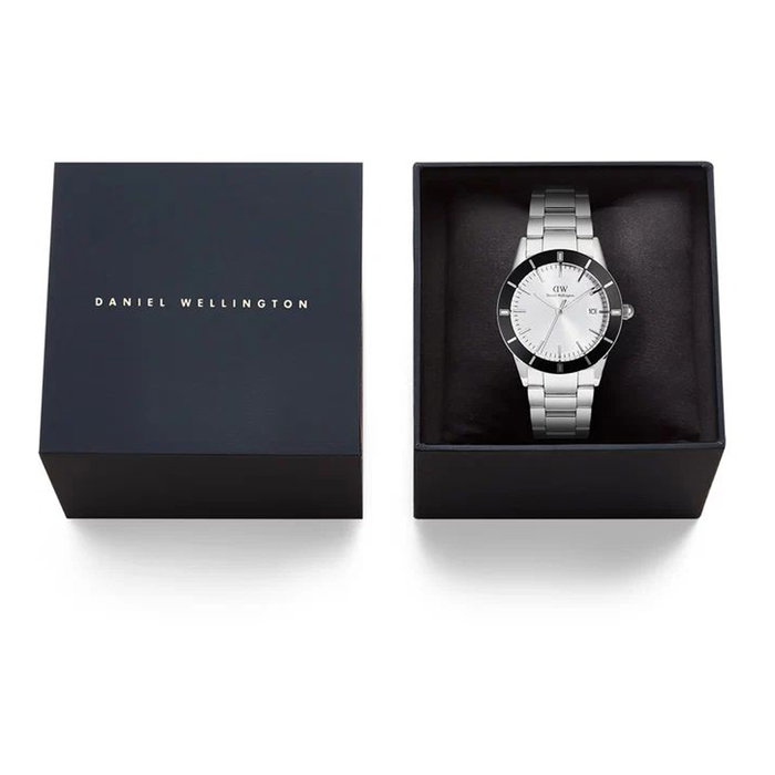 Daniel Wellington DW00100819 con correa de acero inoxidable gris
