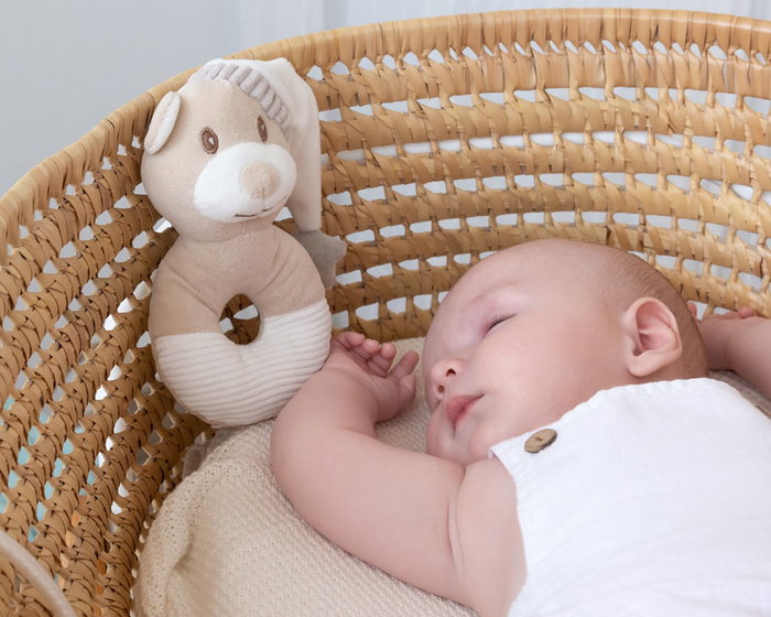 KioKids Dolci Amici Sonajero Peluche Osito Con Gorro Beige +0 meses Juguete Estimulacion Sensorial Bebe