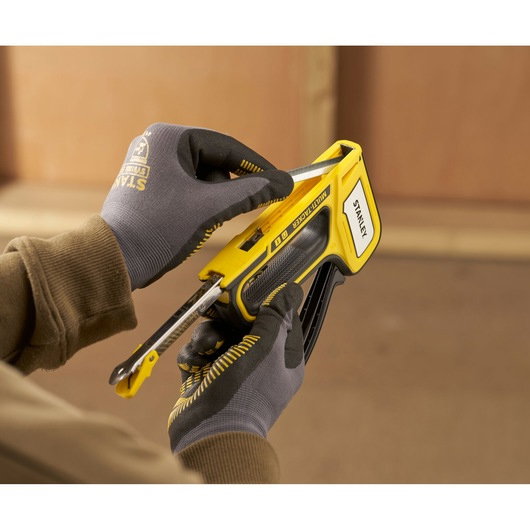 STANLEY Grapadora de Plástico Light Duty STHT70440-0