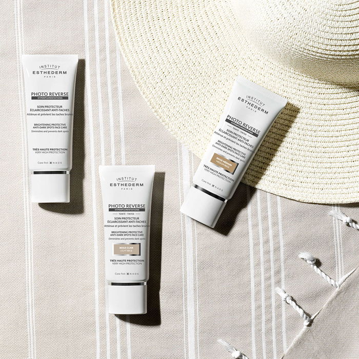 Institut Esthederm PHOTO REVERSE Tratamiento Protector Antimanchas #Light Beige 50 ml