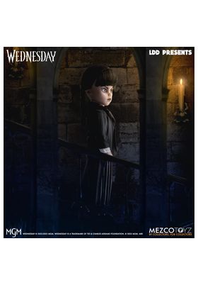 MEZCO TOYZ 77201 Muñeca Miércoles Uniforme Academia Wednesday 25,5cm Articulada