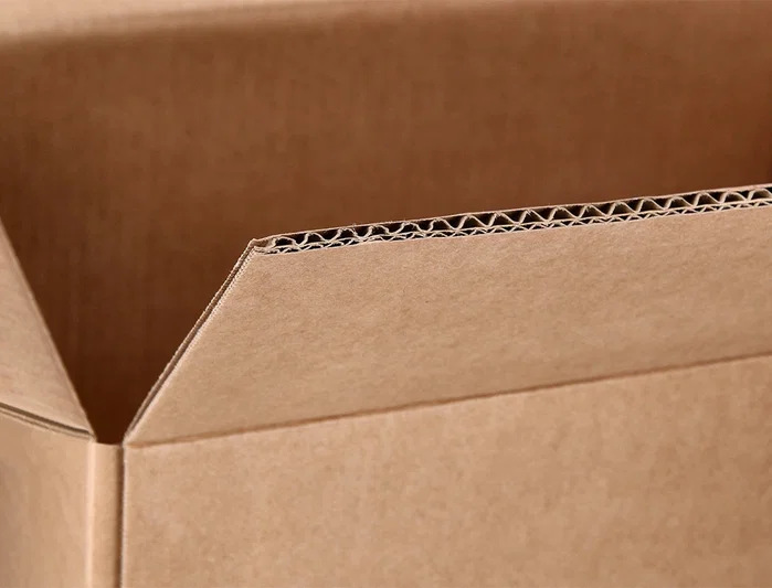 Q-connect Caja para Embalar Americana Ultra Resistente con Asas, Cartón Canal Doble 7 mm, Color Kraft, 600x400x290 mm