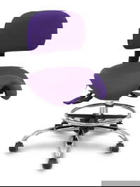 Taburete Zarza con mecanismo Asincro tapizada con Tela color Lila. Equipado con Base cromada, Sin brazos y Ruedas de parqué