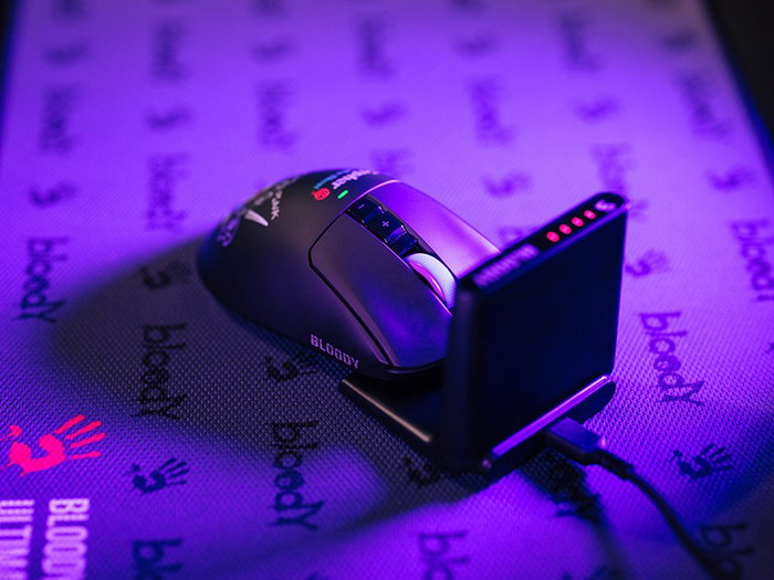 A4-Tech Bloody R73 Ultra Duo Cypher Ghost Ratón Gaming Inalámbrico Negro