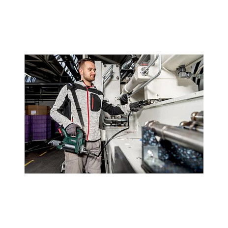 Metabo FP 18 LTX Pistola de Grasa Inalámbrica, 18V, 690 bar, Longitud de Manguera 0.12 m, Luz Integrada, 4.4 kg Metabo FP 18 LTX Pistola de Grasa Inalámbrica, 18V, 690 bar, Longitud de Manguera 0.12 m, Luz Integrada, 4.4 kg