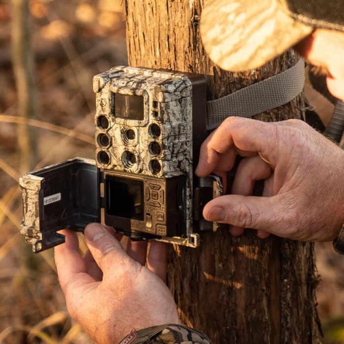 Bushnell Wildkamera 32MP Core DS 4K Camo Bushnell Wildkamera 32MP Core DS 4K Camo