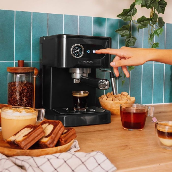 Cecotec Power Espresso 20 Pro Máquina de Café Espresso Semi-automática 1.5 Litros