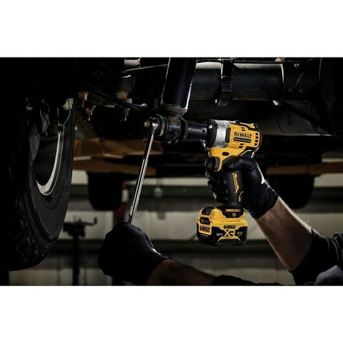 DeWalt DCF901P2-QW Llave de impacto a batería con 2 baterías de 5 Ah