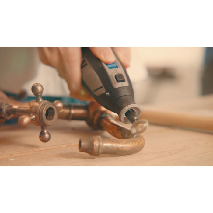 Dremel 8240-3/45 Multiherramienta inalámbrica de 12V con 45 accesorios