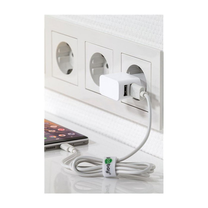Goobay Cargador de red Dual USB-A 12W Blanco Goobay Cargador de red Dual USB-A 12W Blanco