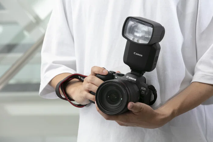 Canon Speedlite EL-5 Flash Inalámbrico Compatible con EOS R3, R6 Mark II, R7, R10 - 15 Canales, 491 g - Negro Canon Speedlite EL-5 Flash Inalámbrico Compatible con EOS R3, R6 Mark II, R7, R10 - 15 Canales, 491 g - Negro